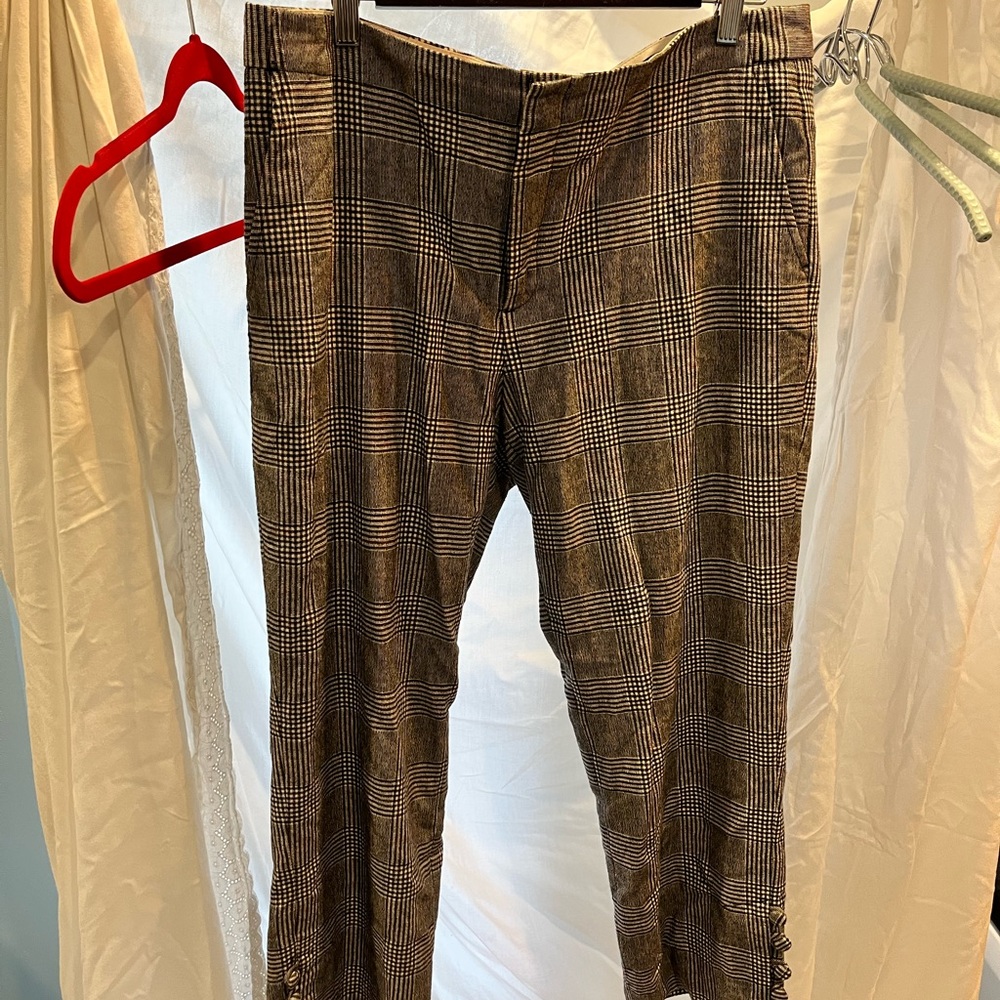 Wool like ankle length trouser pants. Cute buttons on leg.